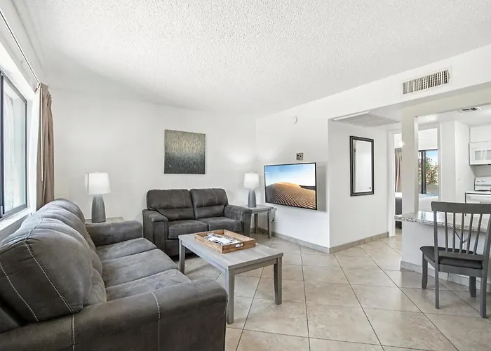 220 Fully Furnished, Wifi Included Apartament *