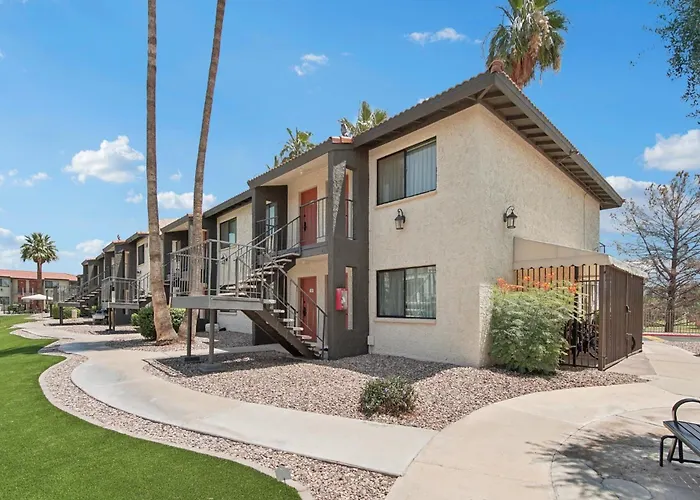 220 Fully Furnished, Wifi Included Scottsdale